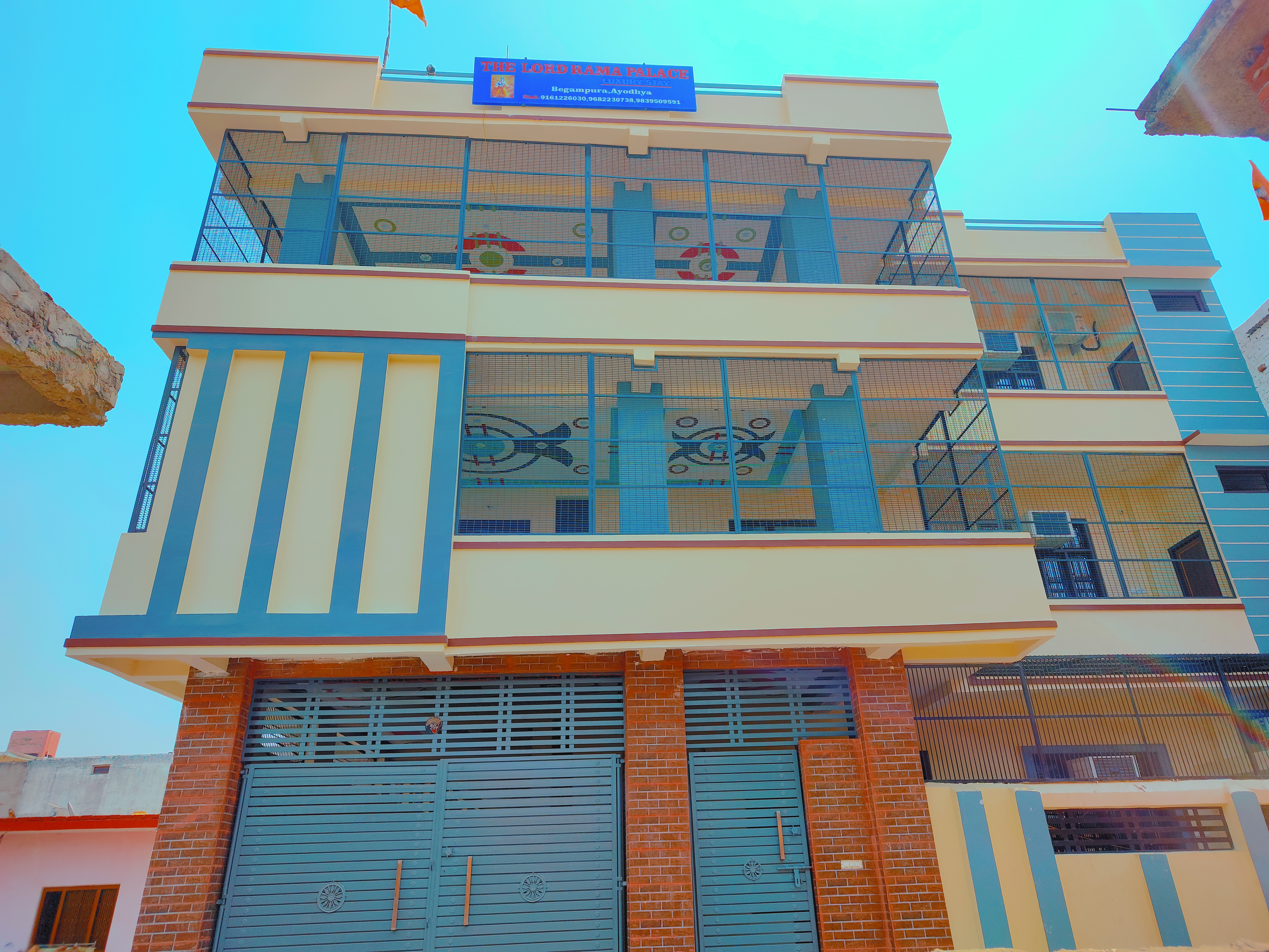 The Lord Rama Palace - 15 Mins Walking distence from Ram Janam Bhumi